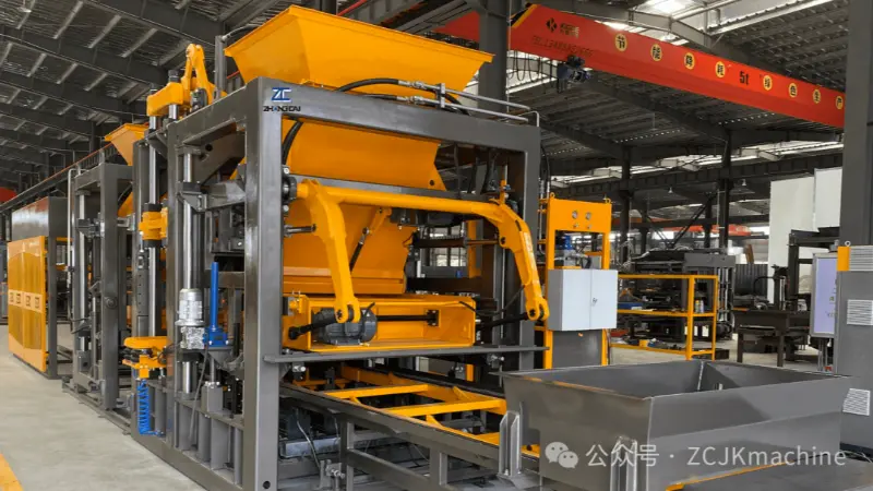 சர்வோ-டிரைவன் பிளாக் உற்பத்தி இயந்திரங்கள்: ஆற்றல்-திறமையான தொழில்நுட்பத்துடன் மின்சார செலவை 30-50% குறைக்கவும்